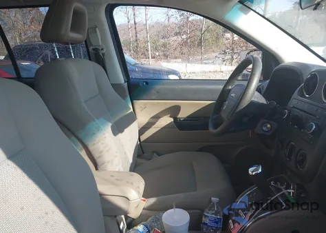 2009 Jeep Compass Sport from USA, damaged, VIN 1J4FT47A19D225910